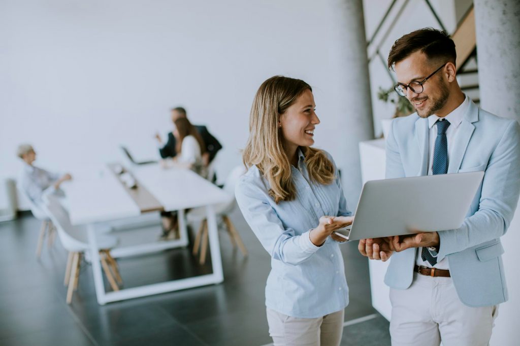 Soluzioni-informatiche-per-la-tua-azienda05-1024×682-1